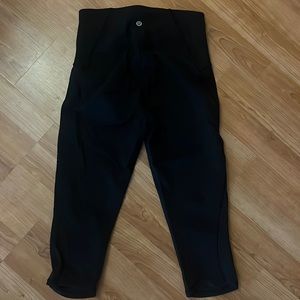 Lululemon 3/4 cropped leggings